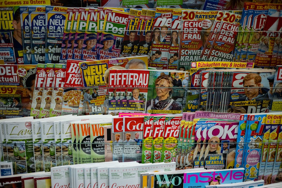 Persona che legge una rivista di attualità e notizie
